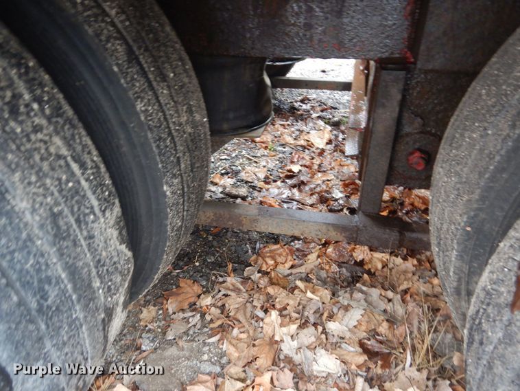 image for item DC4516 2001 Cottrell car hauler trailer