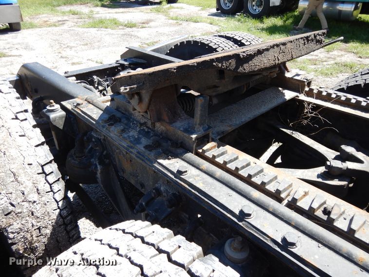 image for item DE5590 1998 Kenworth W900 semi truck