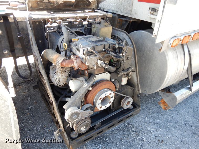 image for item DE5590 1998 Kenworth W900 semi truck