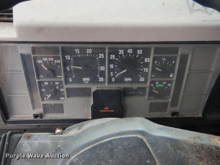 image for item DF3107 1997 International 4700 box truck