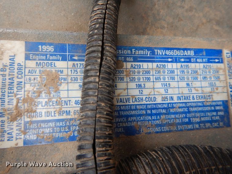 image for item DF3107 1997 International 4700 box truck