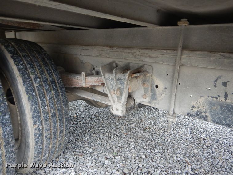 image for item DF3107 1997 International 4700 box truck