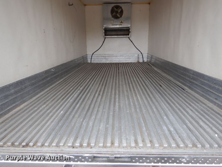 image for item DF3107 1997 International 4700 box truck