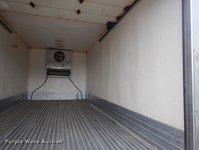 image for item DF3107 1997 International 4700 box truck