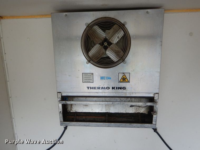 image for item DF3107 1997 International 4700 box truck