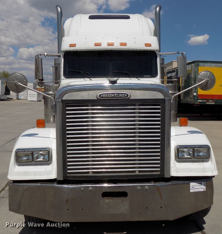 image for item DG2569 2003 Freightliner FLD132 XL Classic semi truck