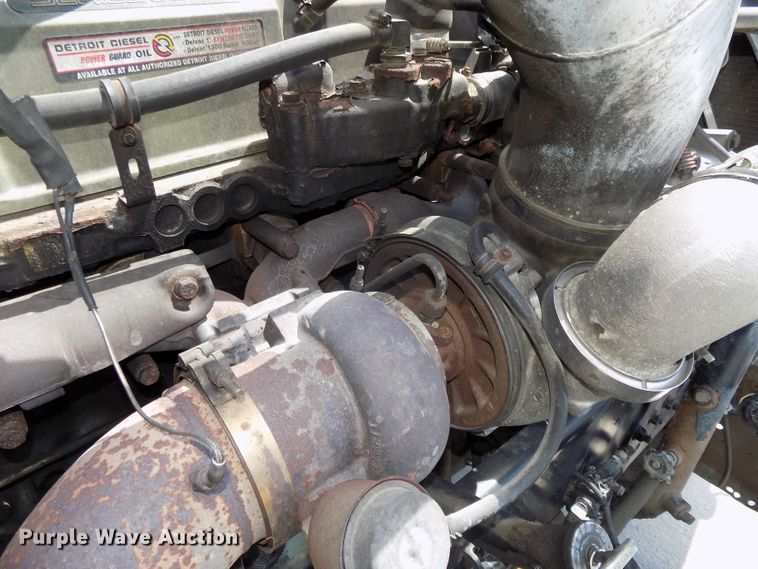 image for item DG2569 2003 Freightliner FLD132 XL Classic semi truck