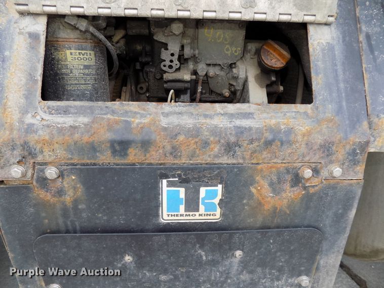 image for item DG2569 2003 Freightliner FLD132 XL Classic semi truck