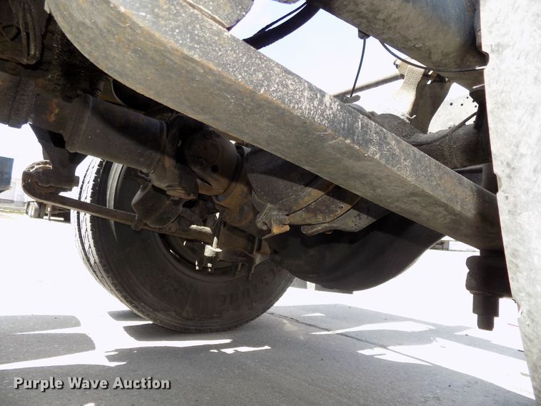 image for item DG2569 2003 Freightliner FLD132 XL Classic semi truck