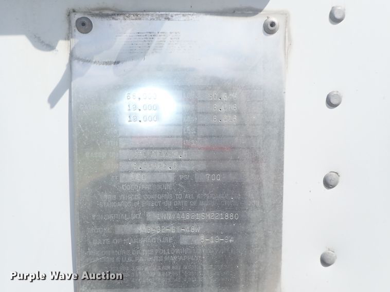 image for item DG3057 1995 Mono MA332ST48W dry van trailer