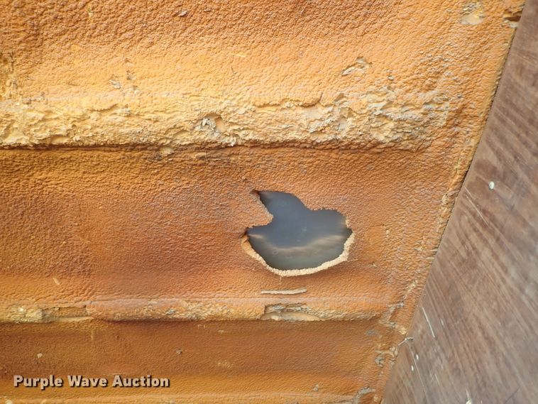 image for item DG3058 1988 Freuhauf FB915F248LLT dry van trailer