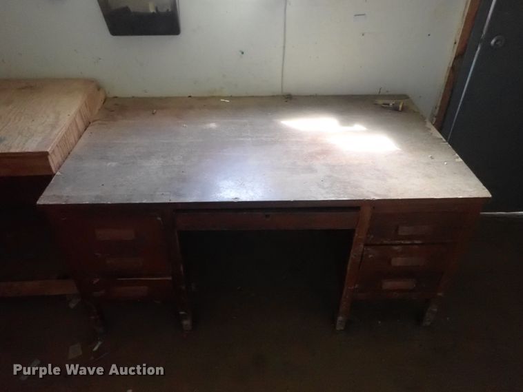 image for item DG3058 1988 Freuhauf FB915F248LLT dry van trailer