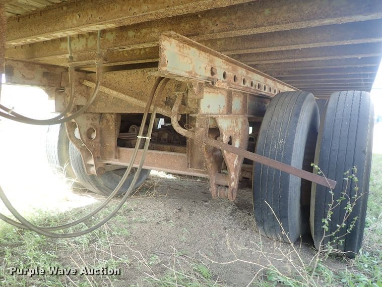 image for item DG3058 1988 Freuhauf FB915F248LLT dry van trailer