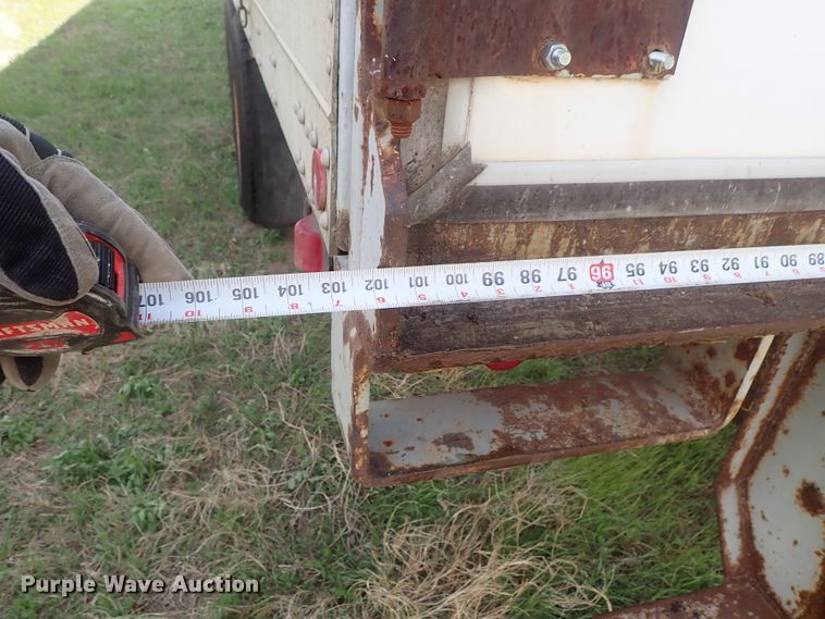 image for item DG3058 1988 Freuhauf FB915F248LLT dry van trailer