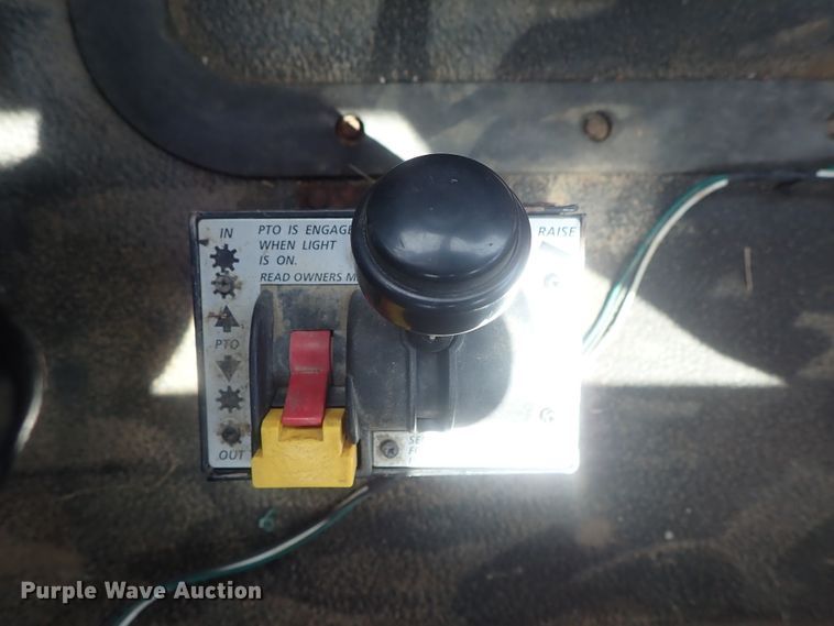 image for item DG3064 2006 Mack CXN semi truck