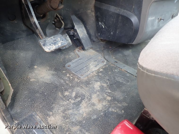 image for item DG3064 2006 Mack CXN semi truck