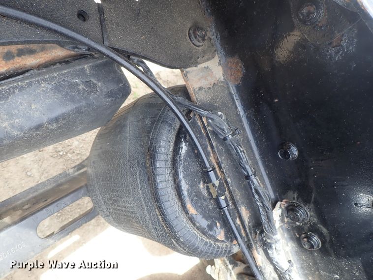 image for item DG3064 2006 Mack CXN semi truck