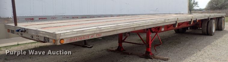 image for item DG3065 1994 Featherlite 1010 flatbed trailer