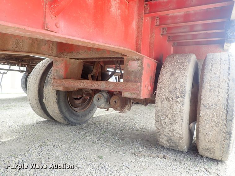 image for item DG3065 1994 Featherlite 1010 flatbed trailer