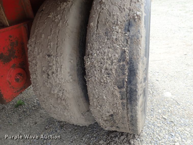 image for item DG3065 1994 Featherlite 1010 flatbed trailer