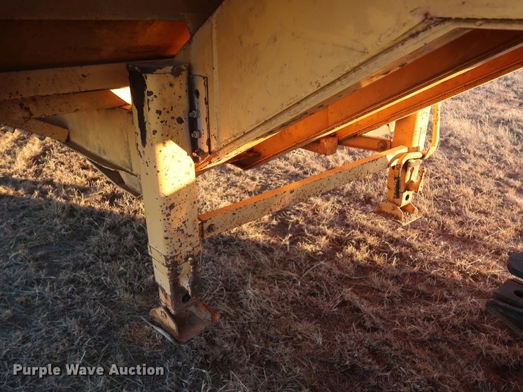 image for item DG4247 2017 drop deck equipment trailer