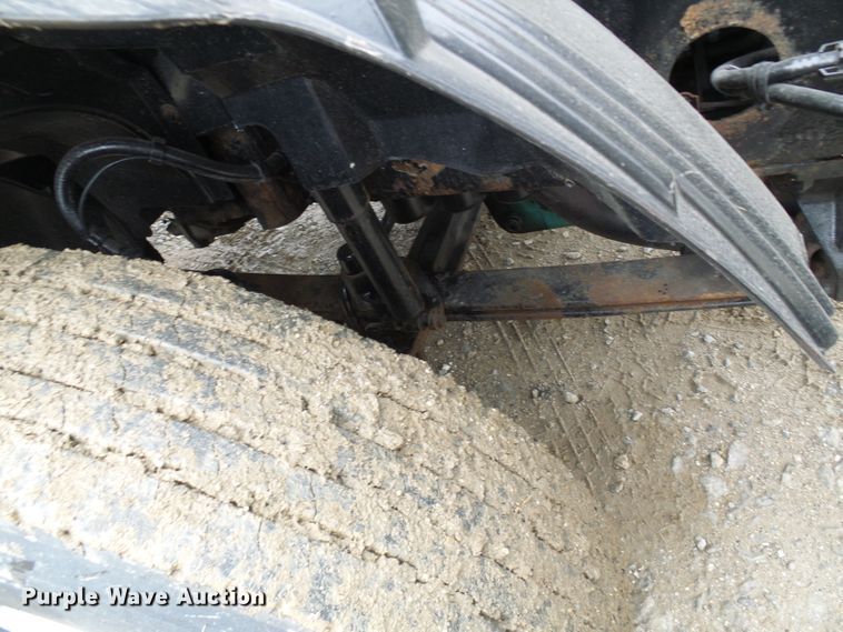 image for item DG5647 2007 Volvo VN semi truck