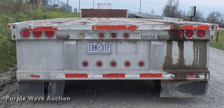 image for item DG5650 2008 Reinke drop deck trailer