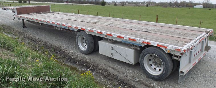 image for item DG5650 2008 Reinke drop deck trailer