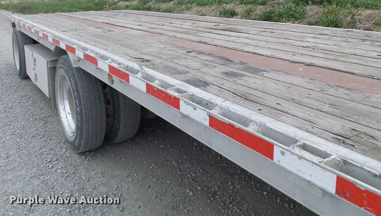 image for item DG5650 2008 Reinke drop deck trailer