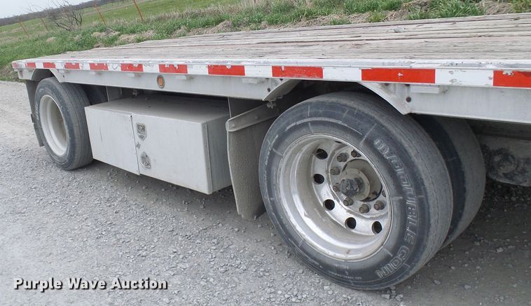 image for item DG5650 2008 Reinke drop deck trailer