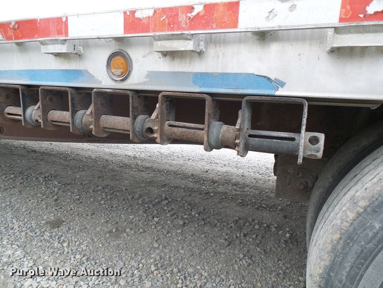 image for item DG5650 2008 Reinke drop deck trailer