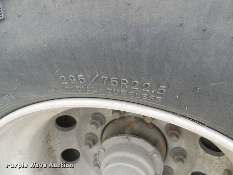 image for item DG5652 2007 Wabash DVCVHPC dry van trailer