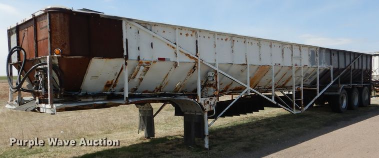 image for item DG5950 2000 Trinity Eagle Bridge live bottom trailer