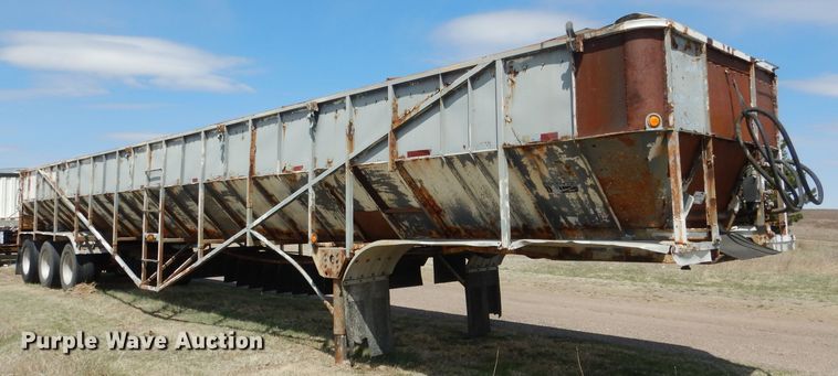 image for item DG5950 2000 Trinity Eagle Bridge live bottom trailer