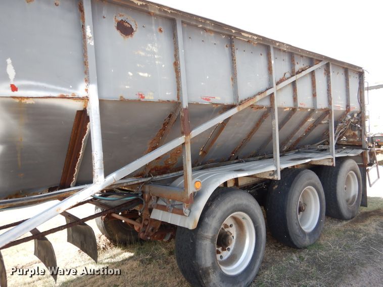 image for item DG5950 2000 Trinity Eagle Bridge live bottom trailer