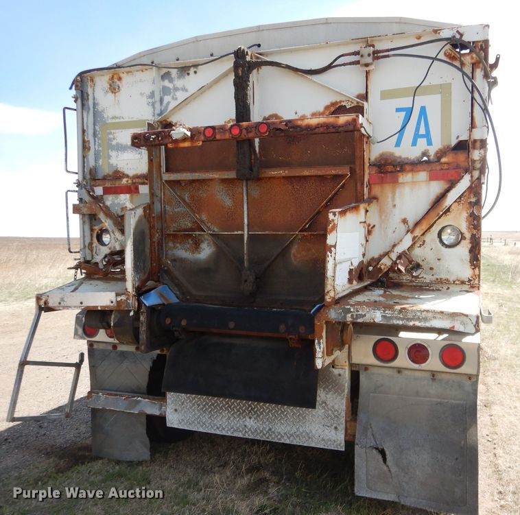 image for item DG5950 2000 Trinity Eagle Bridge live bottom trailer