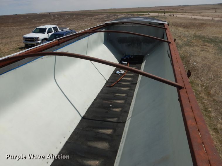 image for item DG5950 2000 Trinity Eagle Bridge live bottom trailer