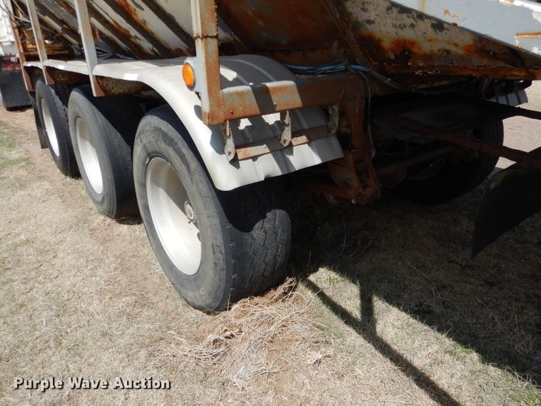 image for item DG5950 2000 Trinity Eagle Bridge live bottom trailer