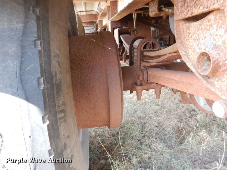 image for item DG5950 2000 Trinity Eagle Bridge live bottom trailer