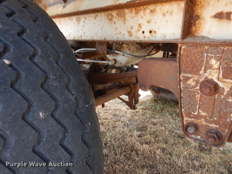 image for item DG5950 2000 Trinity Eagle Bridge live bottom trailer