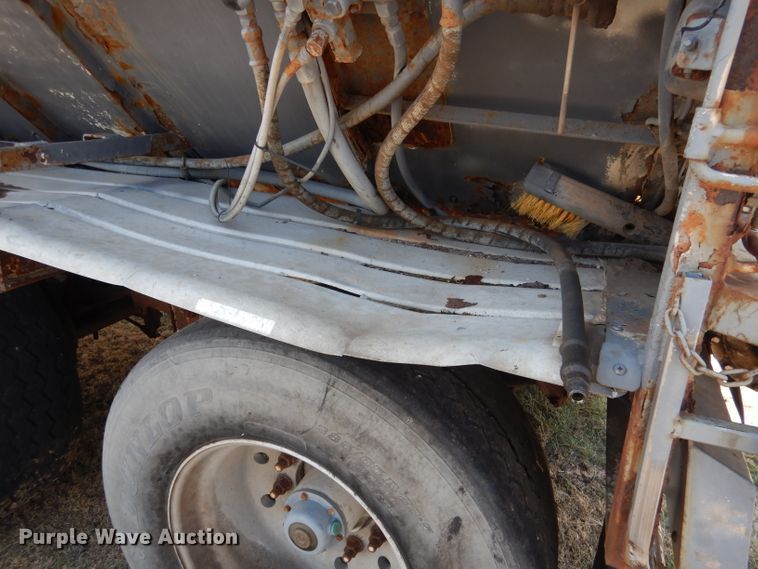 image for item DG5950 2000 Trinity Eagle Bridge live bottom trailer