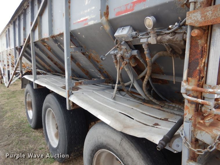 image for item DG5950 2000 Trinity Eagle Bridge live bottom trailer