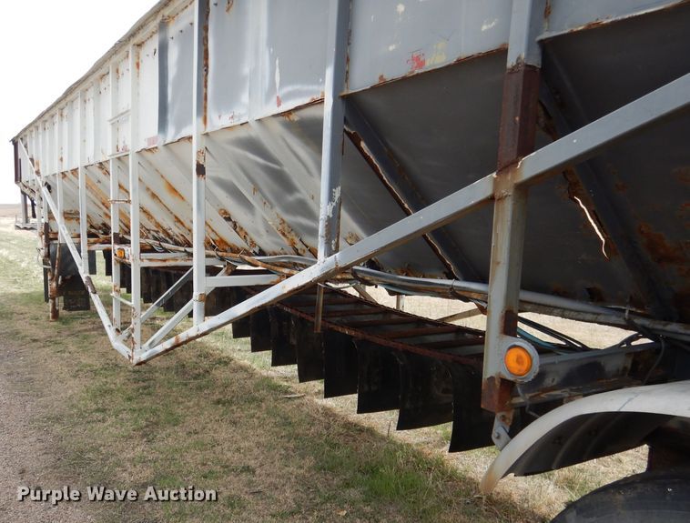 image for item DG5950 2000 Trinity Eagle Bridge live bottom trailer