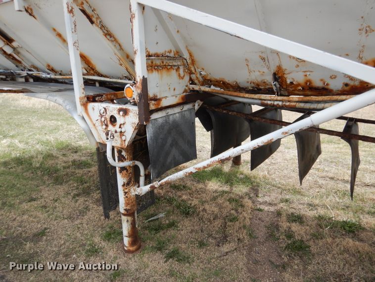 image for item DG5950 2000 Trinity Eagle Bridge live bottom trailer