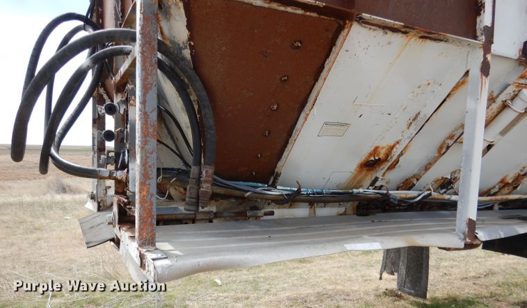 image for item DG5950 2000 Trinity Eagle Bridge live bottom trailer