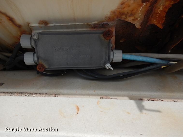 image for item DG5950 2000 Trinity Eagle Bridge live bottom trailer