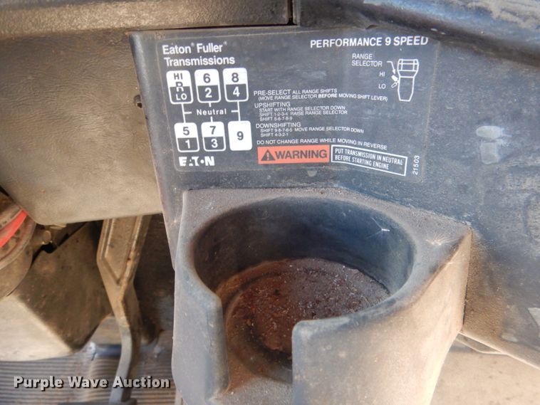 image for item DG5951 1993 Freightliner FLD 120 semi truck