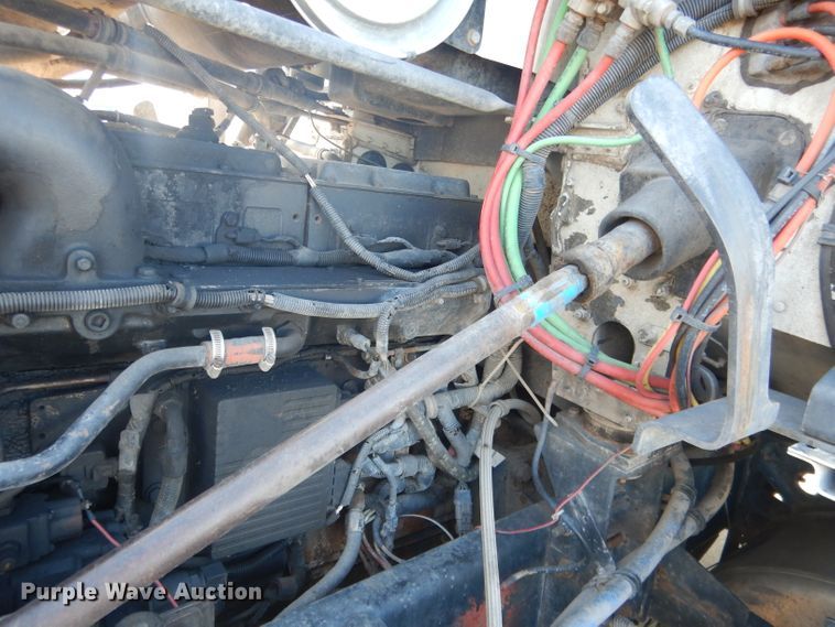 image for item DG5951 1993 Freightliner FLD 120 semi truck