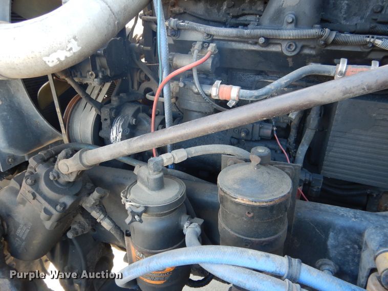 image for item DG5951 1993 Freightliner FLD 120 semi truck