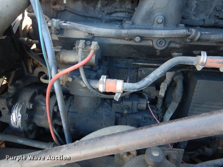 image for item DG5951 1993 Freightliner FLD 120 semi truck